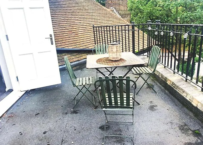 Rarefind C.19Th Loft With Balcony.Nec/Bhx 10 Mins.
