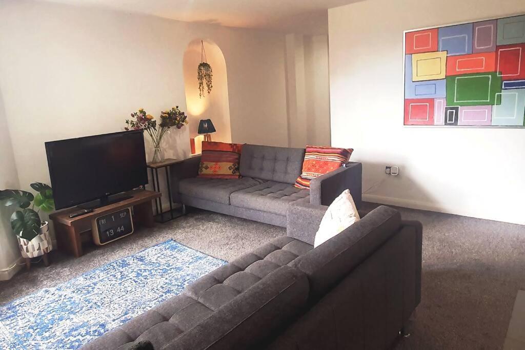 Rarefind C.19th Loft With Balcony.nec/bhx 10 Mins. * Coleshill