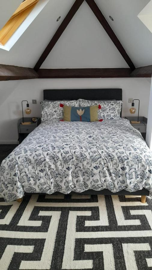 Rarefind C.19th Loft With Balcony.nec/bhx 10 Mins. Coleshill