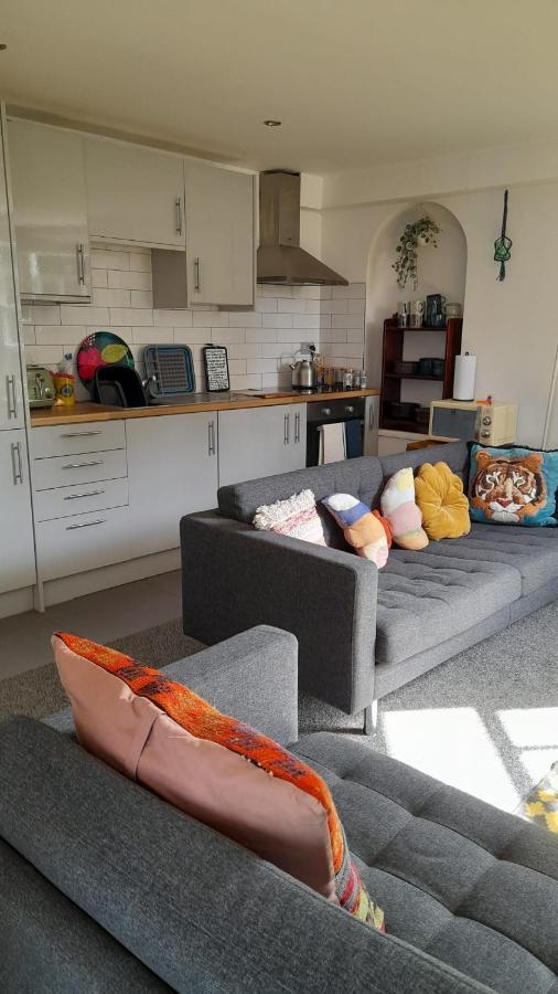 Rarefind C.19th Loft With Balcony.nec/bhx 10 Mins. Apartment